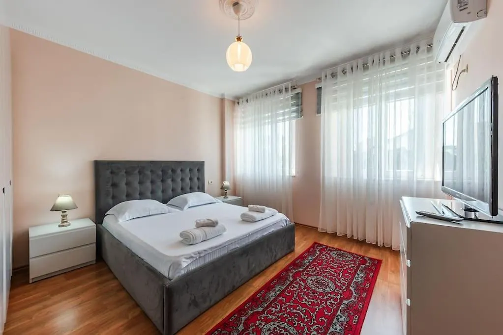 The Vibrant Hub Apartman Shkodra